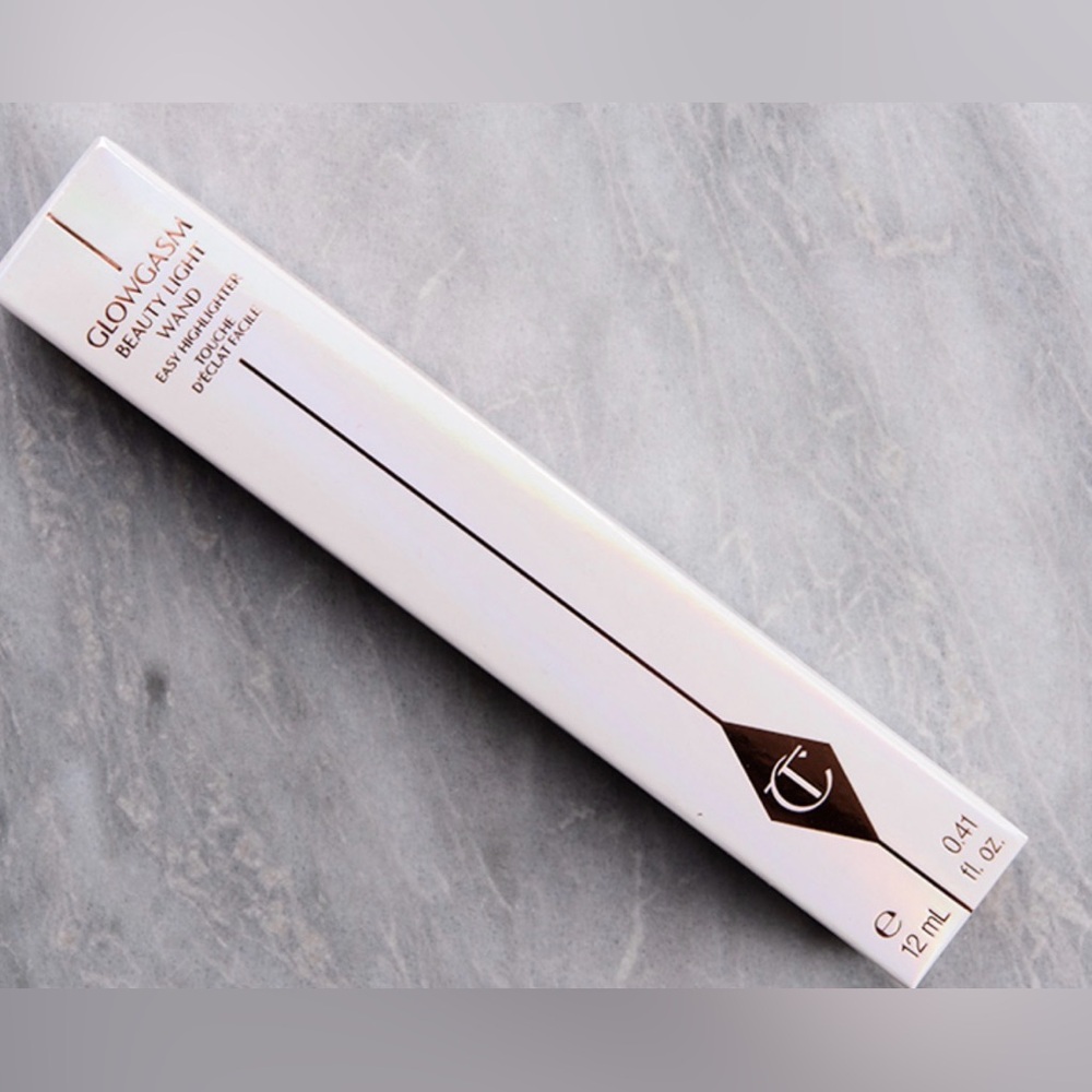 Charlotte Tilbury Glowgasm Beauty Light Wand - White Packaging Color PINKGASM